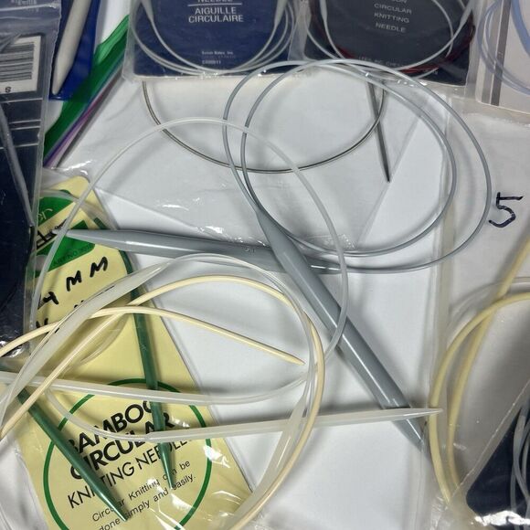 Lot of 21 Vintage Circular Knitting Needles Various Sizes Susan Bates And Others - Picture 8 of 8